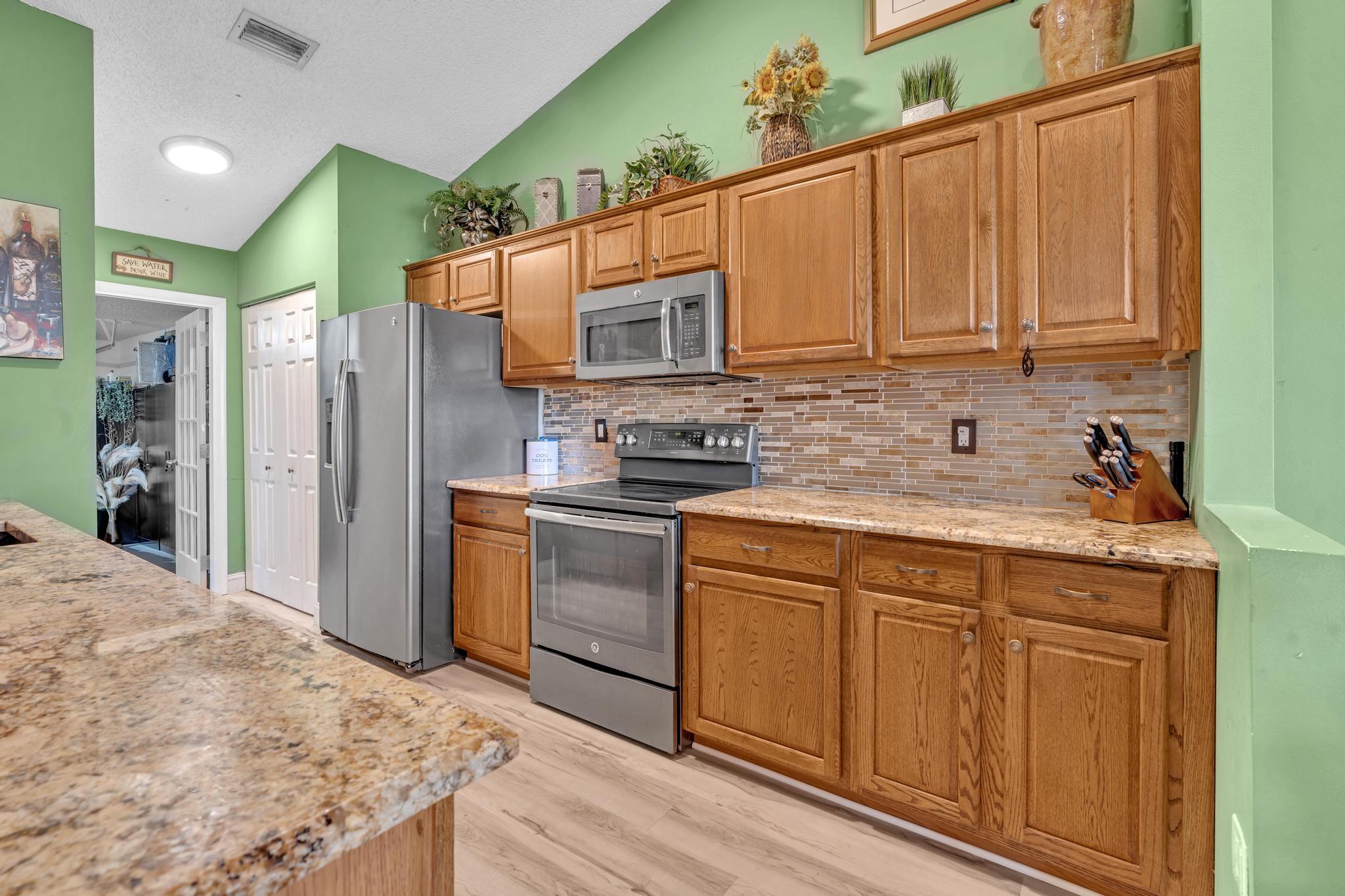 8099 Cassia Drive