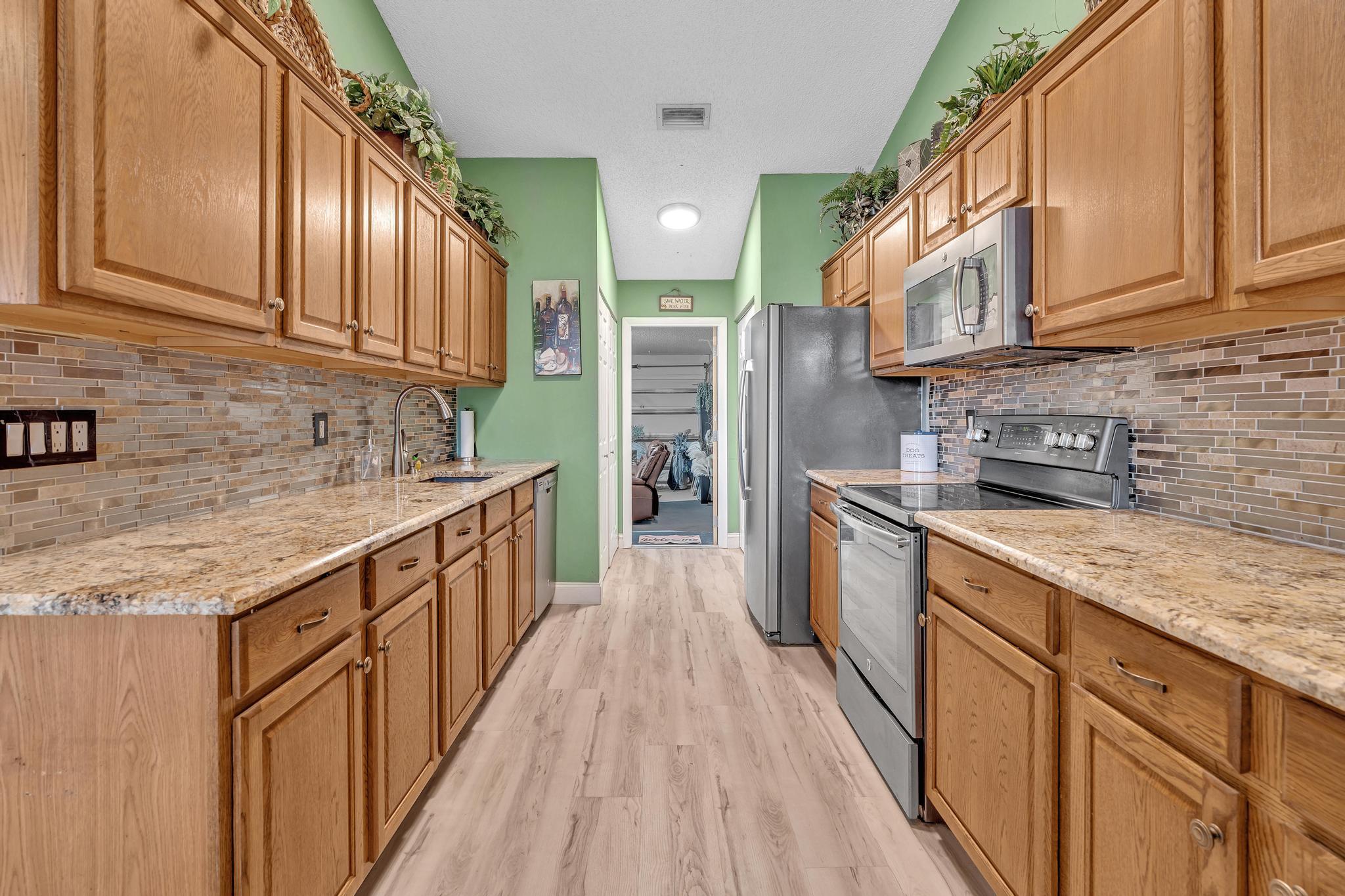8099 Cassia Drive