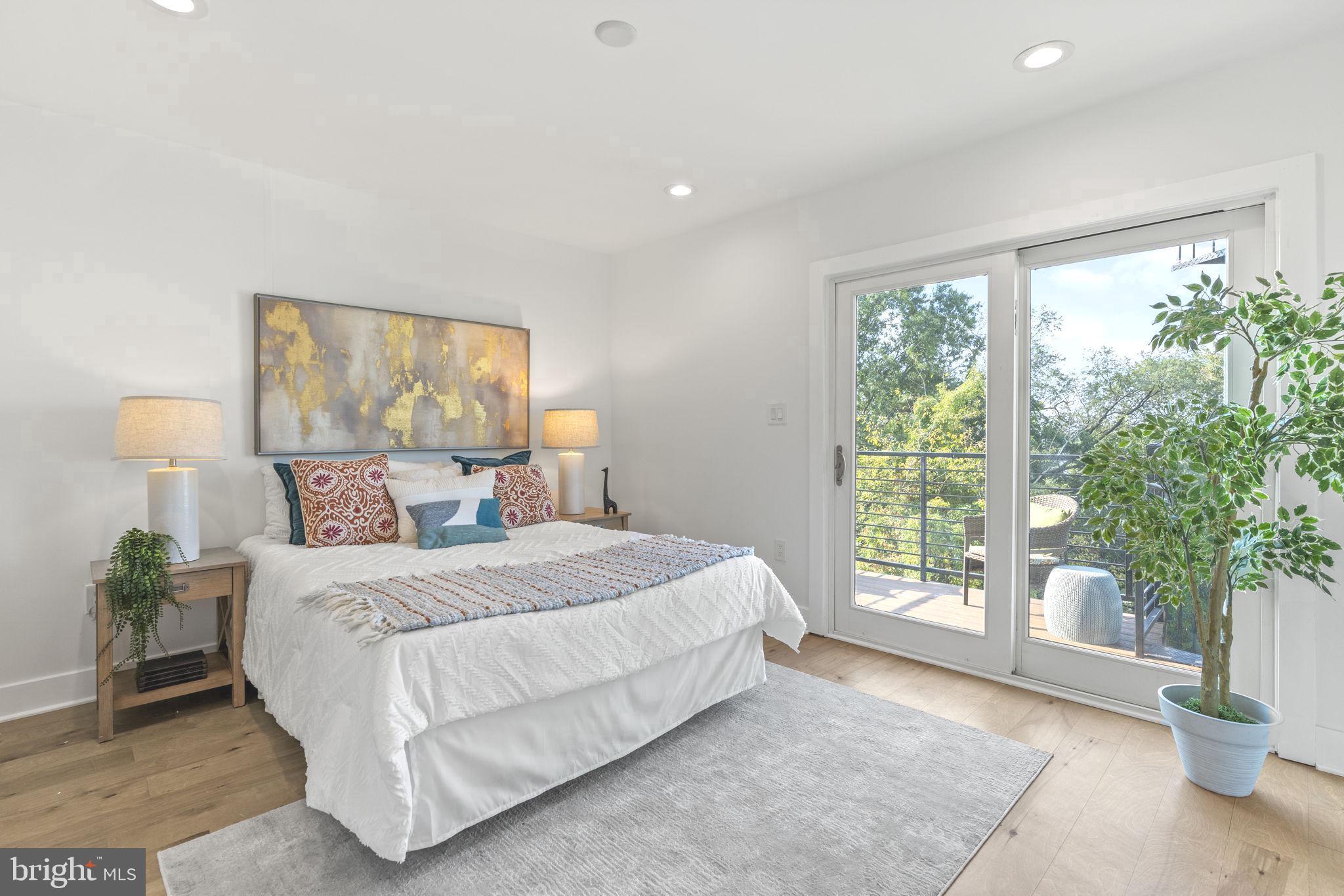 1159 NEAL STREET NE 2