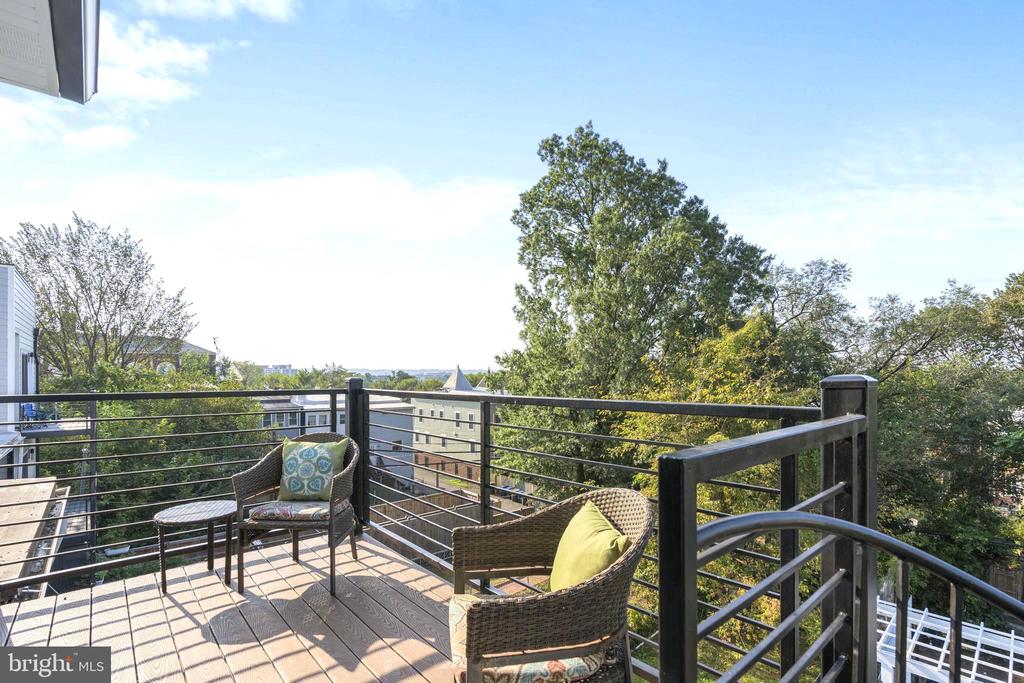 1159 NEAL STREET NE 2