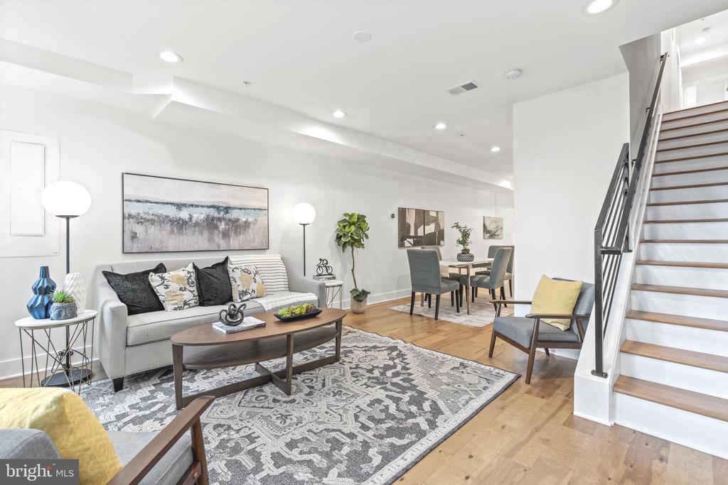 1159 NEAL STREET NE 2