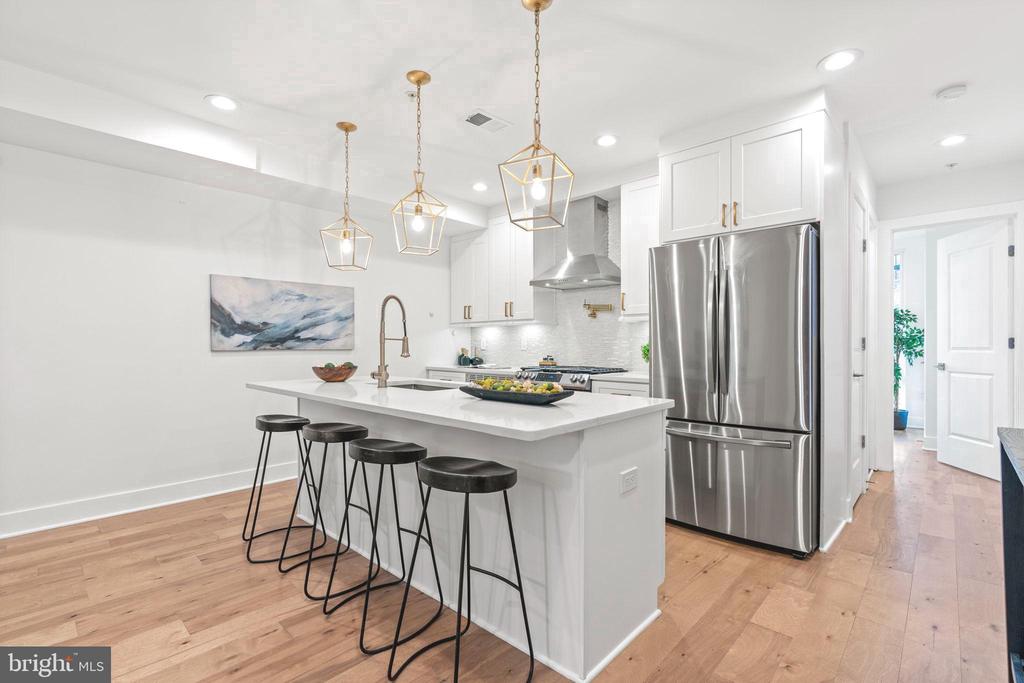1159 NEAL STREET NE 2