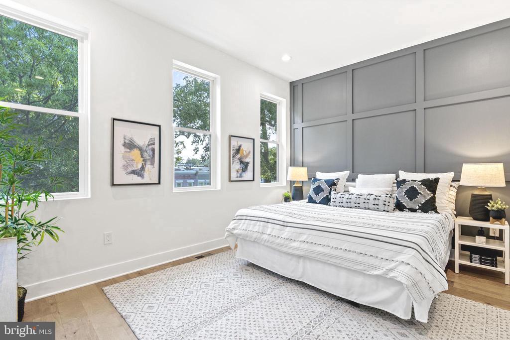 1159 NEAL STREET NE 2