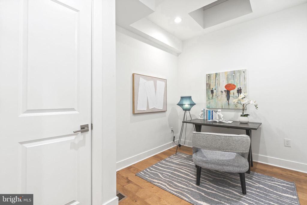1159 NEAL STREET NE 2
