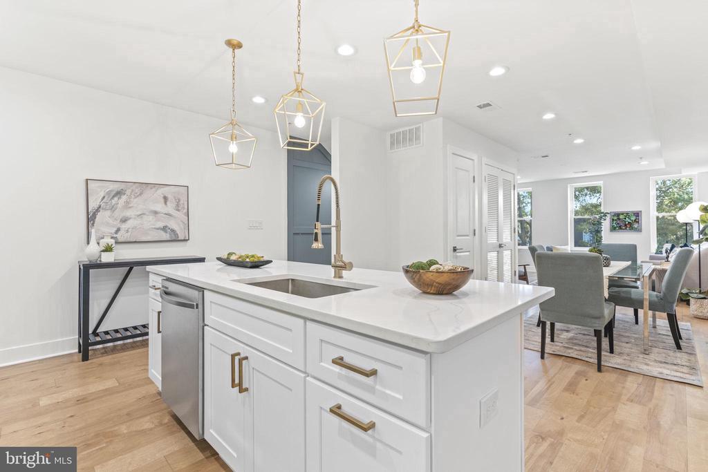 1159 NEAL STREET NE 2