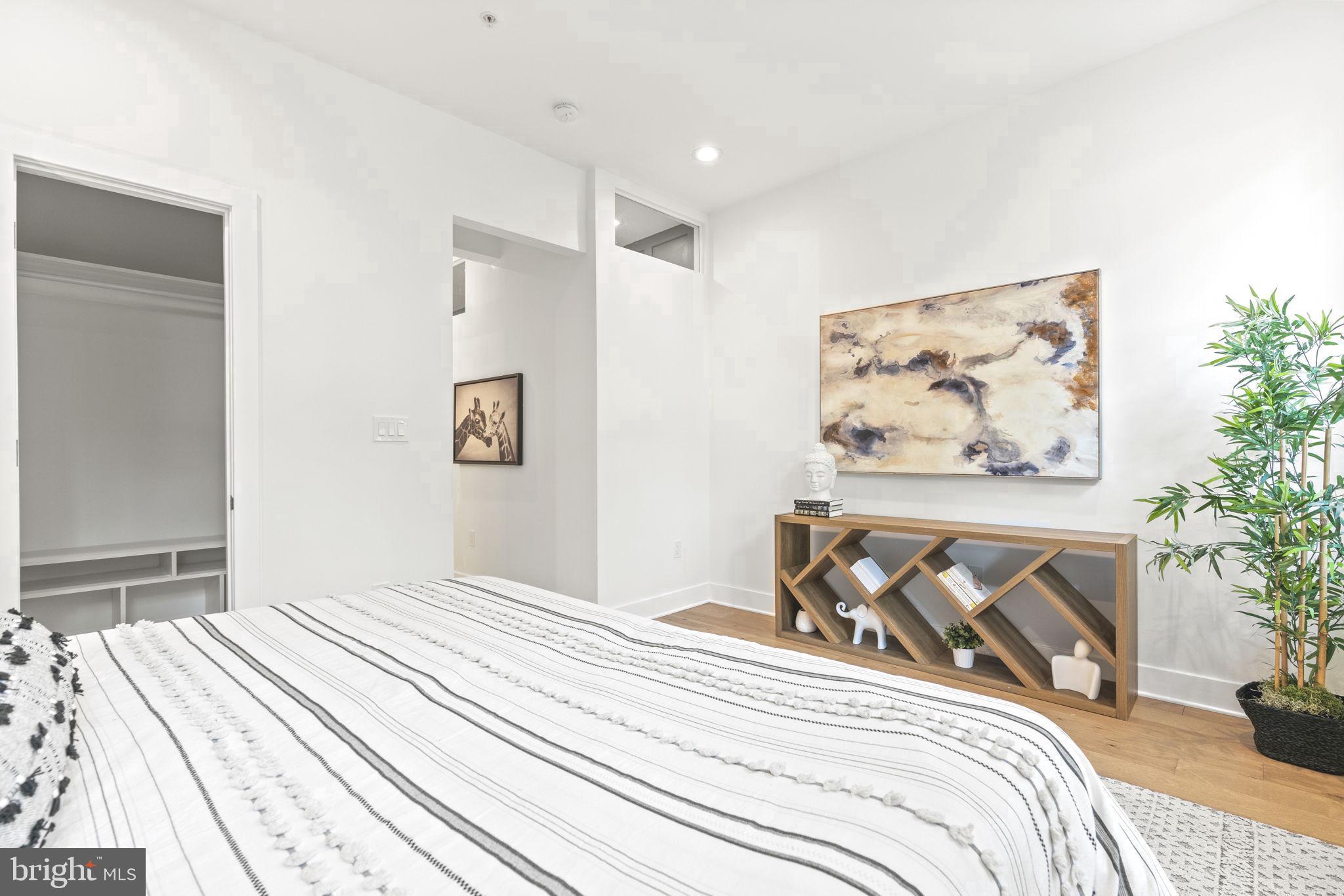 1159 NEAL STREET NE 2
