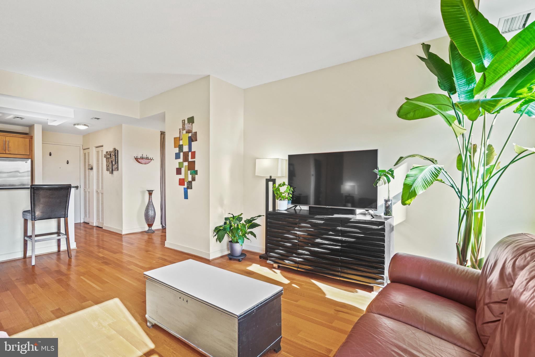 1615 New Hampshire AVENUE NW Unit: 42