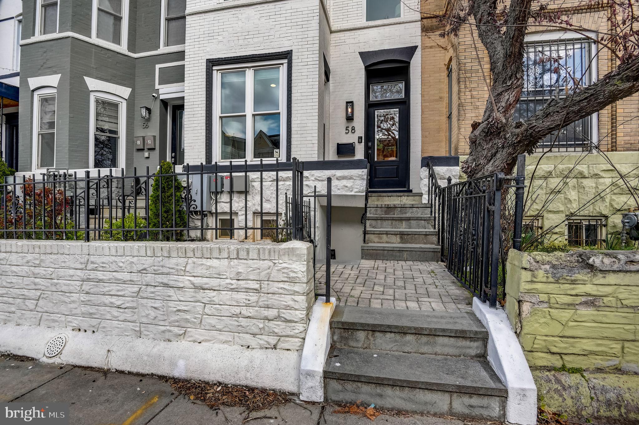 58 Q St NE