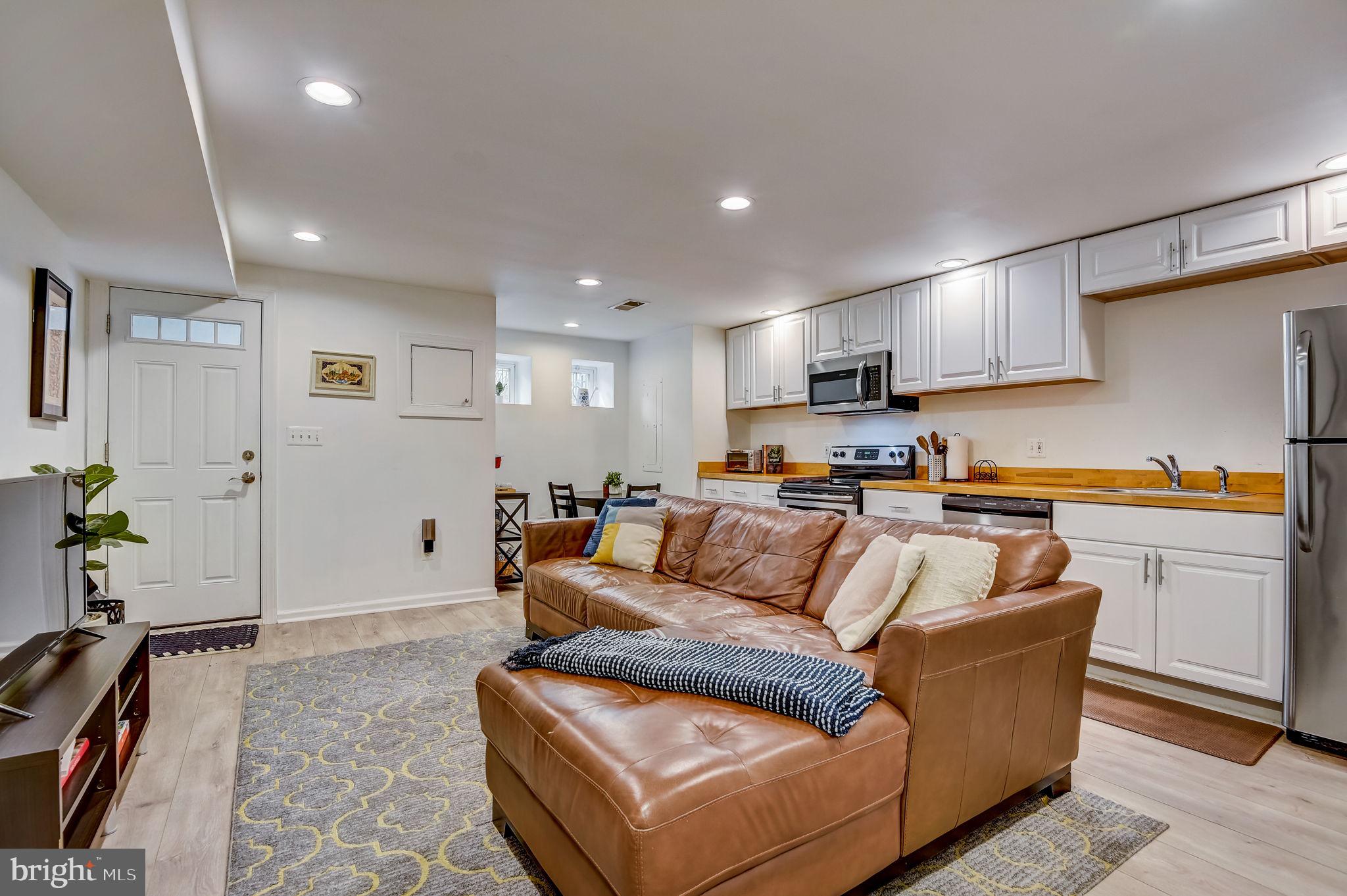 58 Q St NE