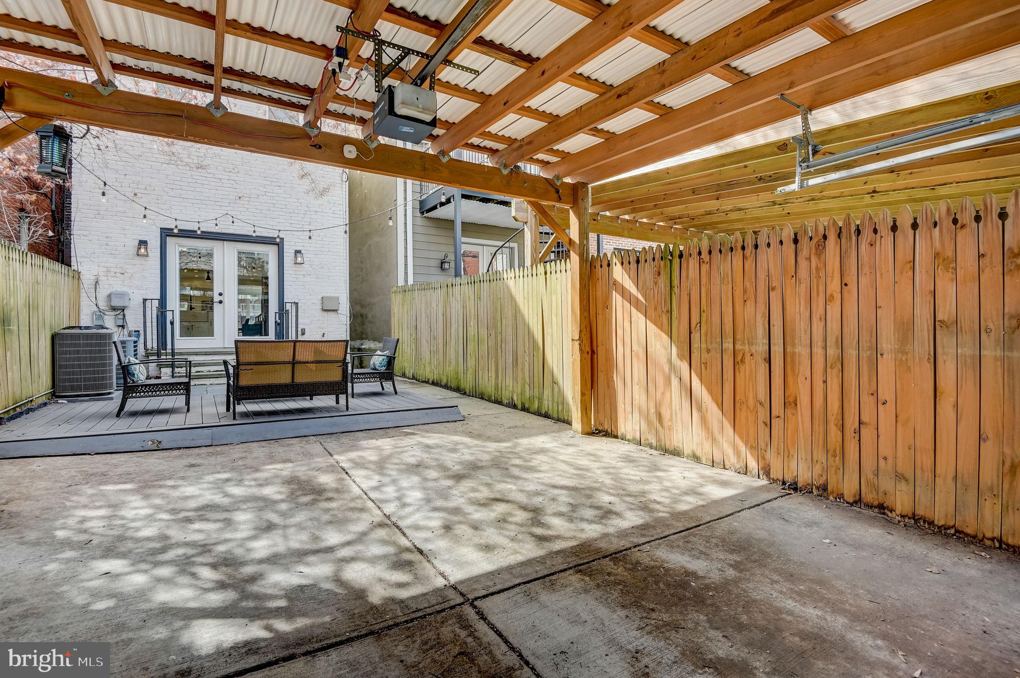 58 Q St NE