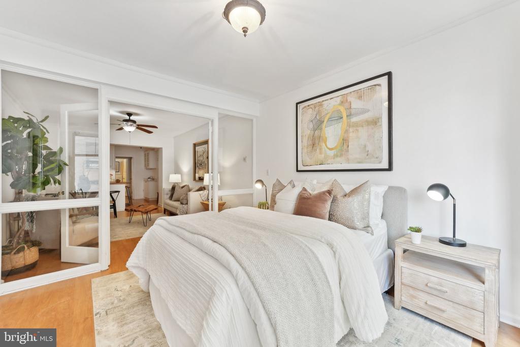 1 SCOTT CIRCLE NW 302
