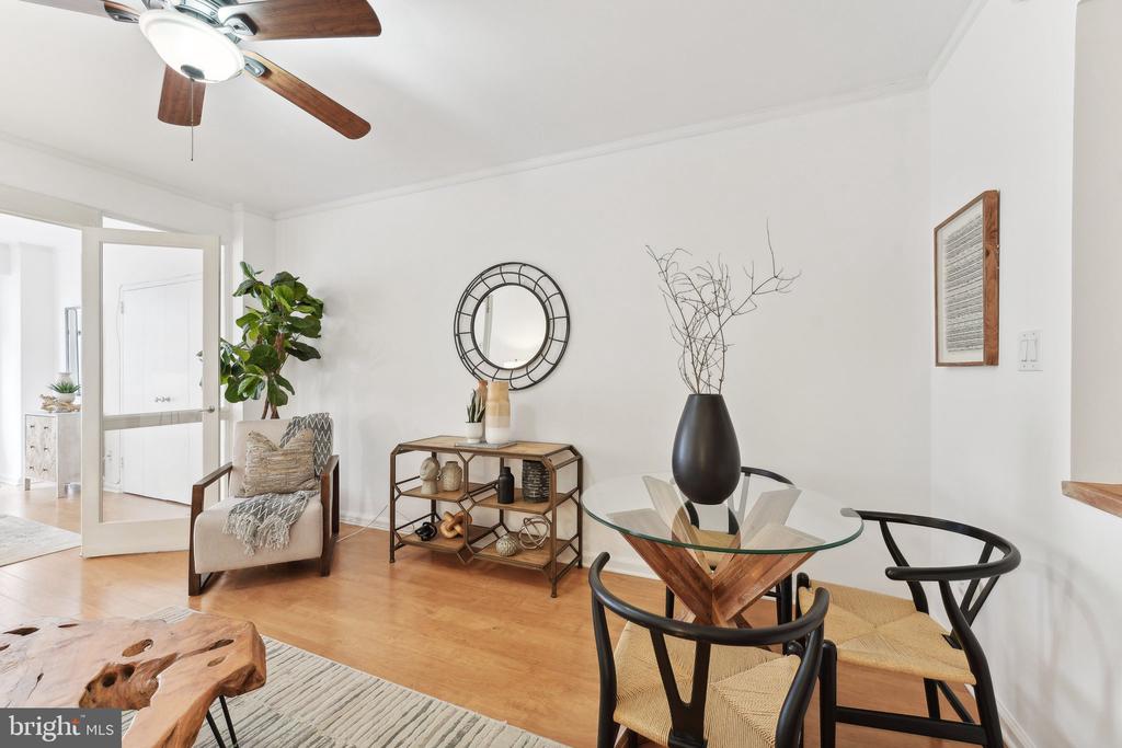 1 SCOTT CIRCLE NW 302