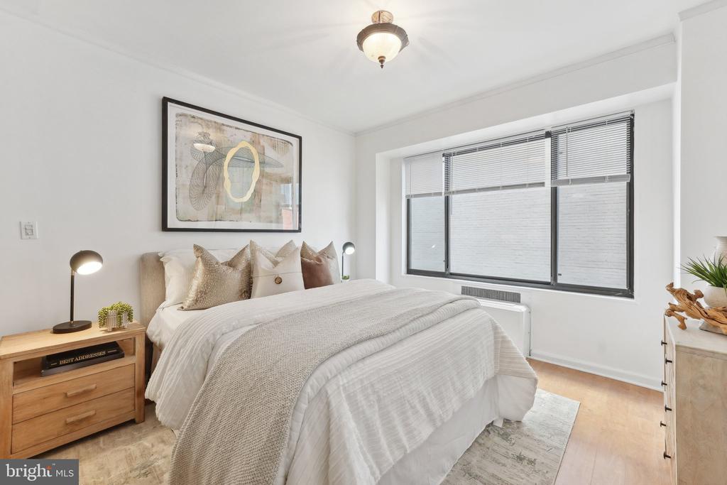 1 SCOTT CIRCLE NW 302
