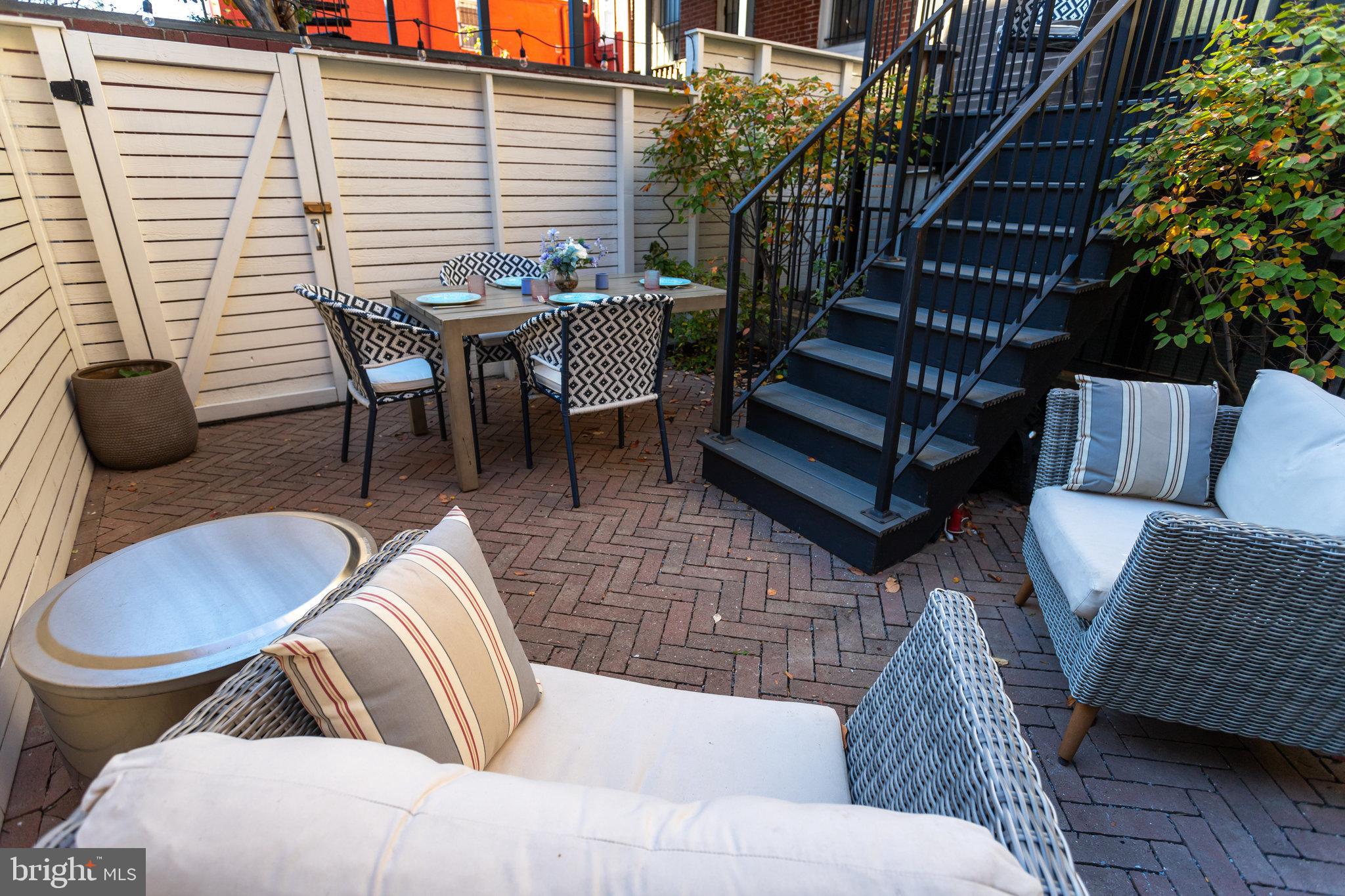 1422 Q St NW #101