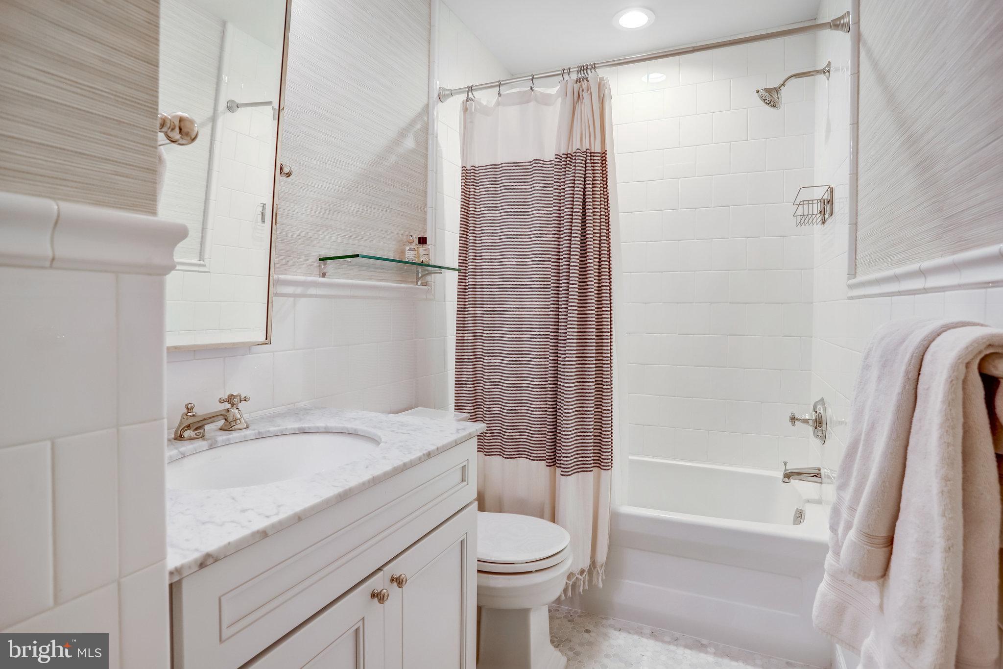 1422 Q St NW #101