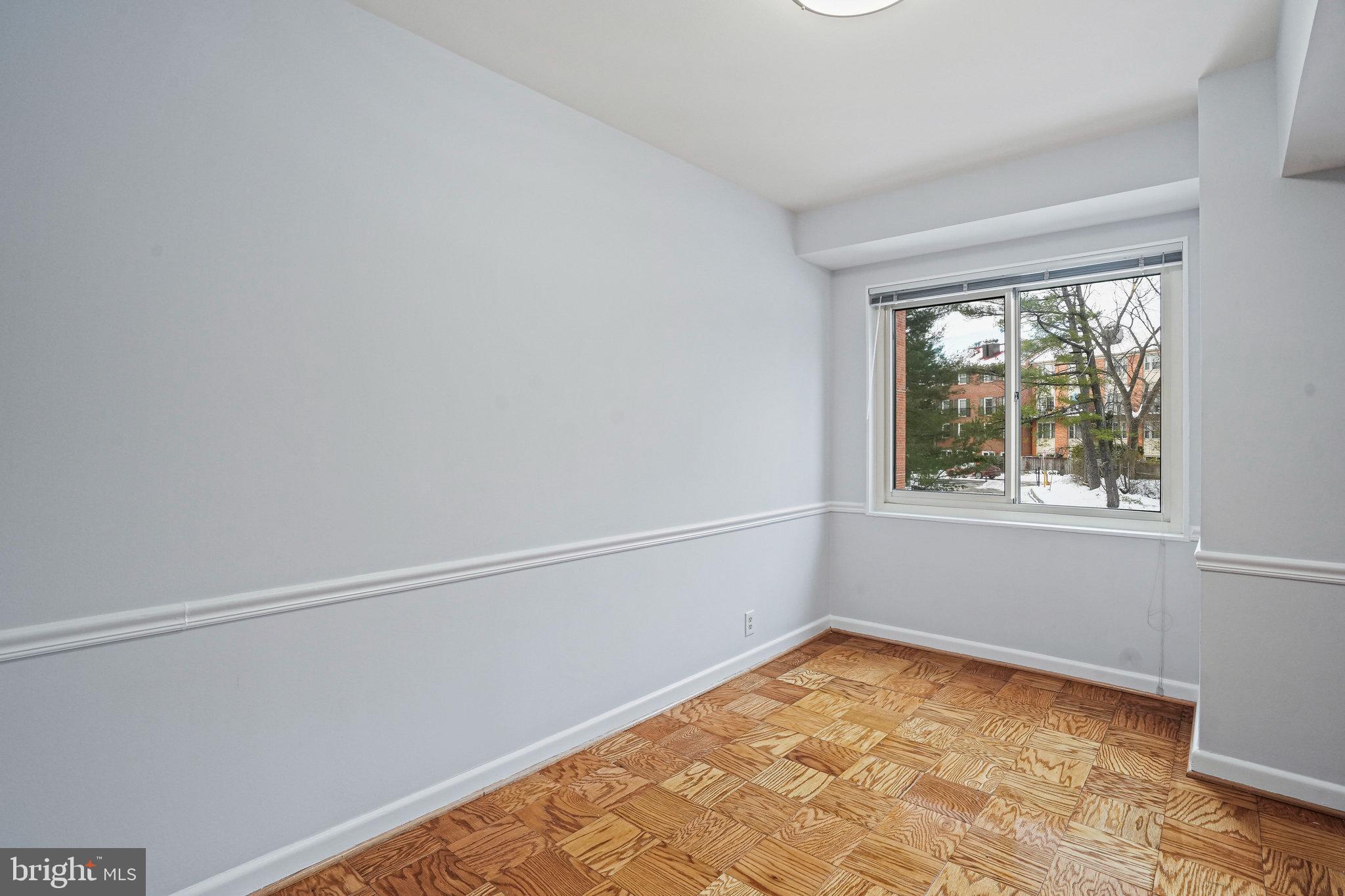 4201 Cathedral Ave NW #602w