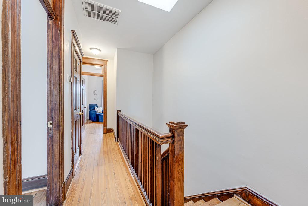 703 TAYLOR STREET NW