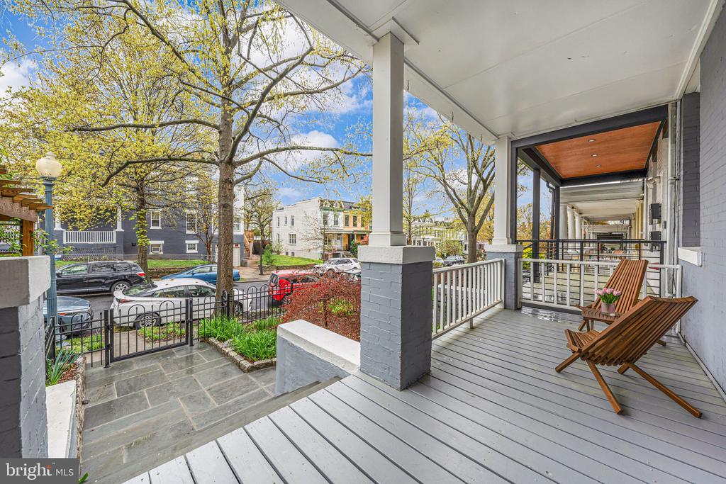 703 TAYLOR STREET NW