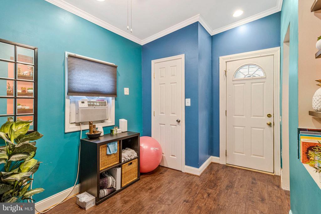 1602 Isherwood St NE #3