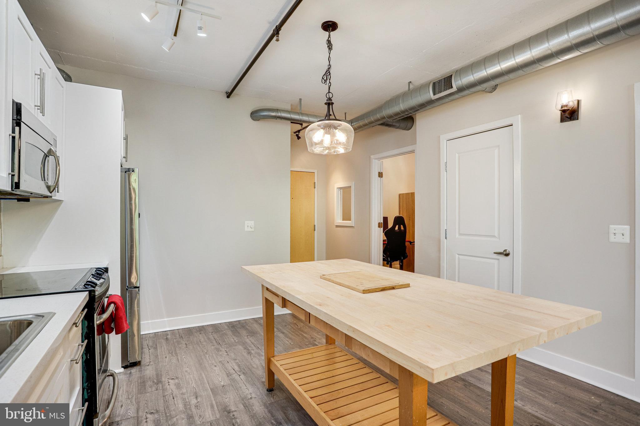2125 14TH STREET NW 322