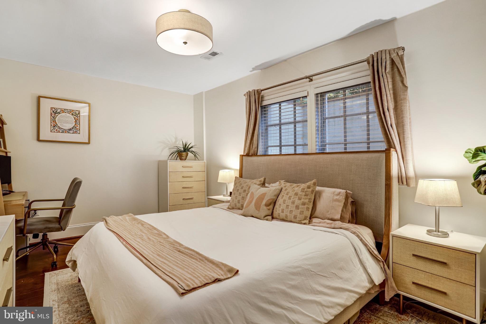 3937 DAVIS PLACE NW 1