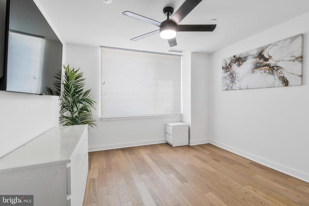 37 L STREET SE 101