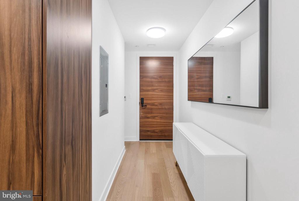 37 L STREET SE 101