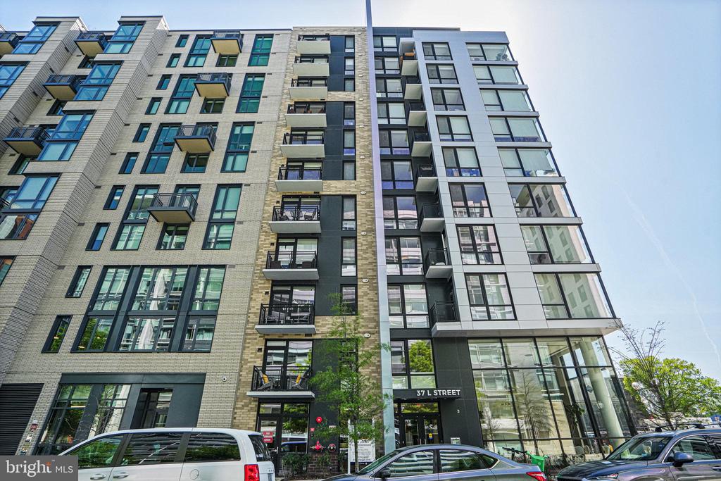 37 L STREET SE 101