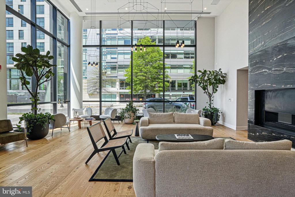 37 L STREET SE 101