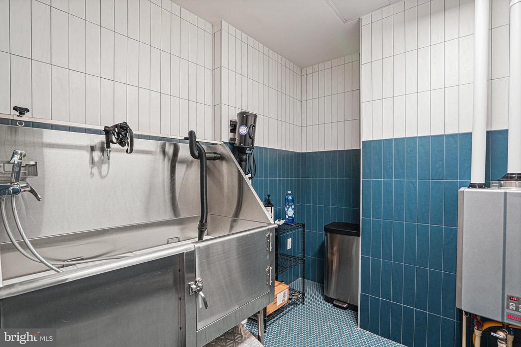 37 L STREET SE 101