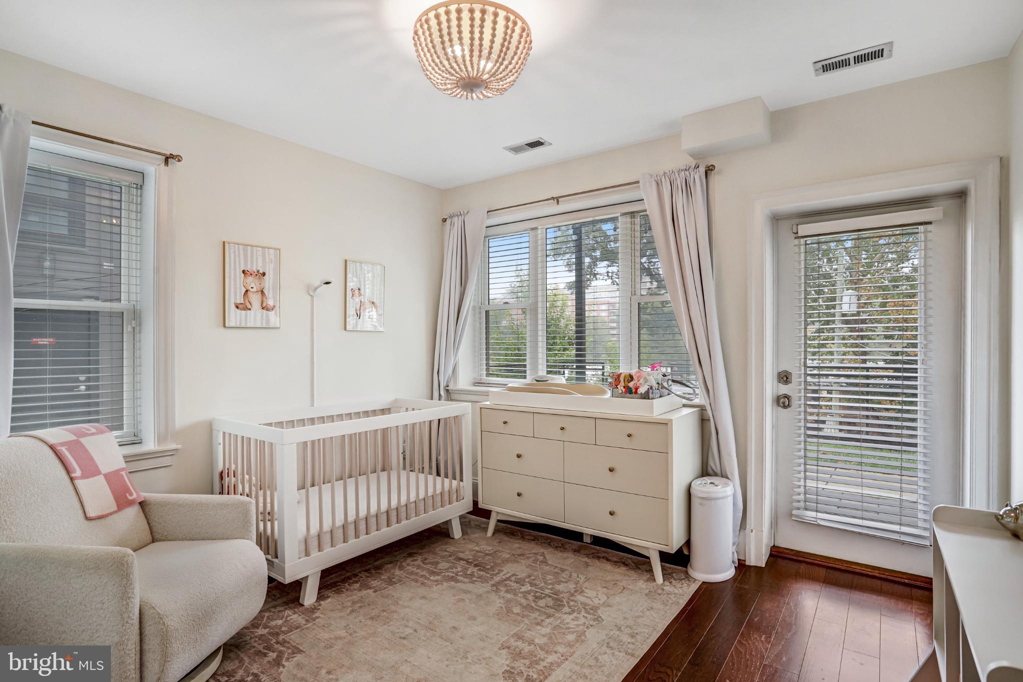 3937 DAVIS PLACE NW 1