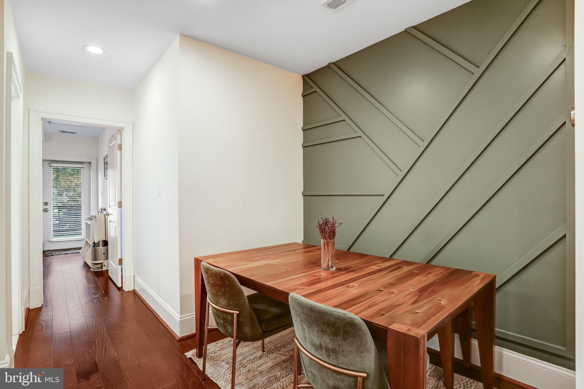 3937 DAVIS PLACE NW 1