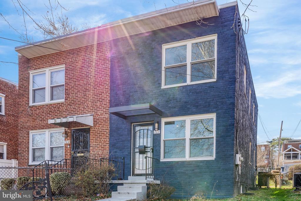 761 KENNEDY STREET NE