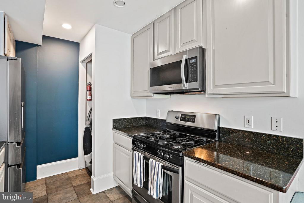 1212 M STREET NW 302