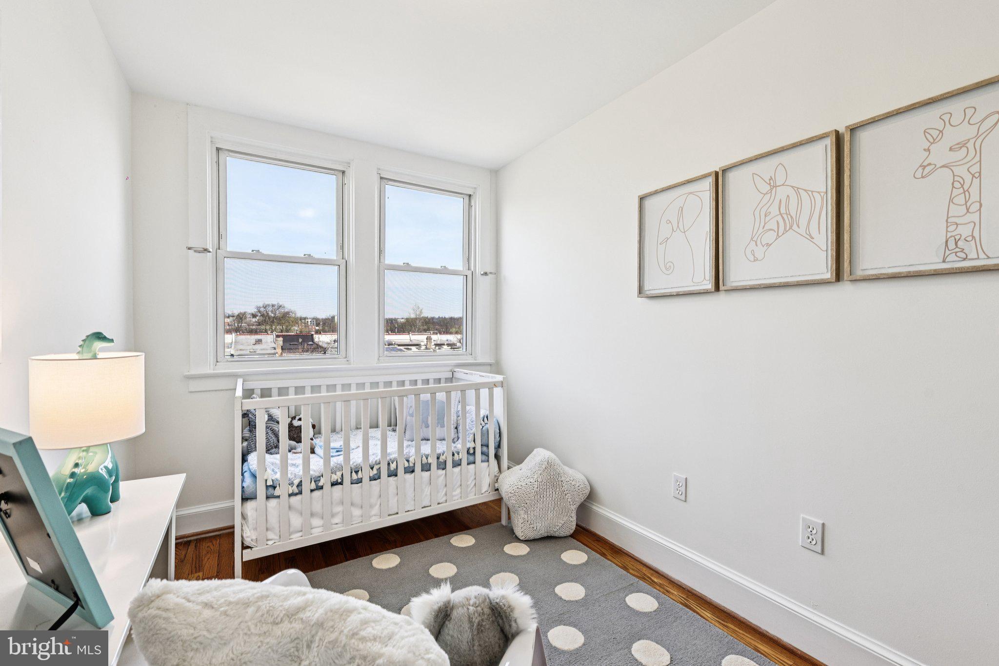 617 FARRAGUT STREET NW