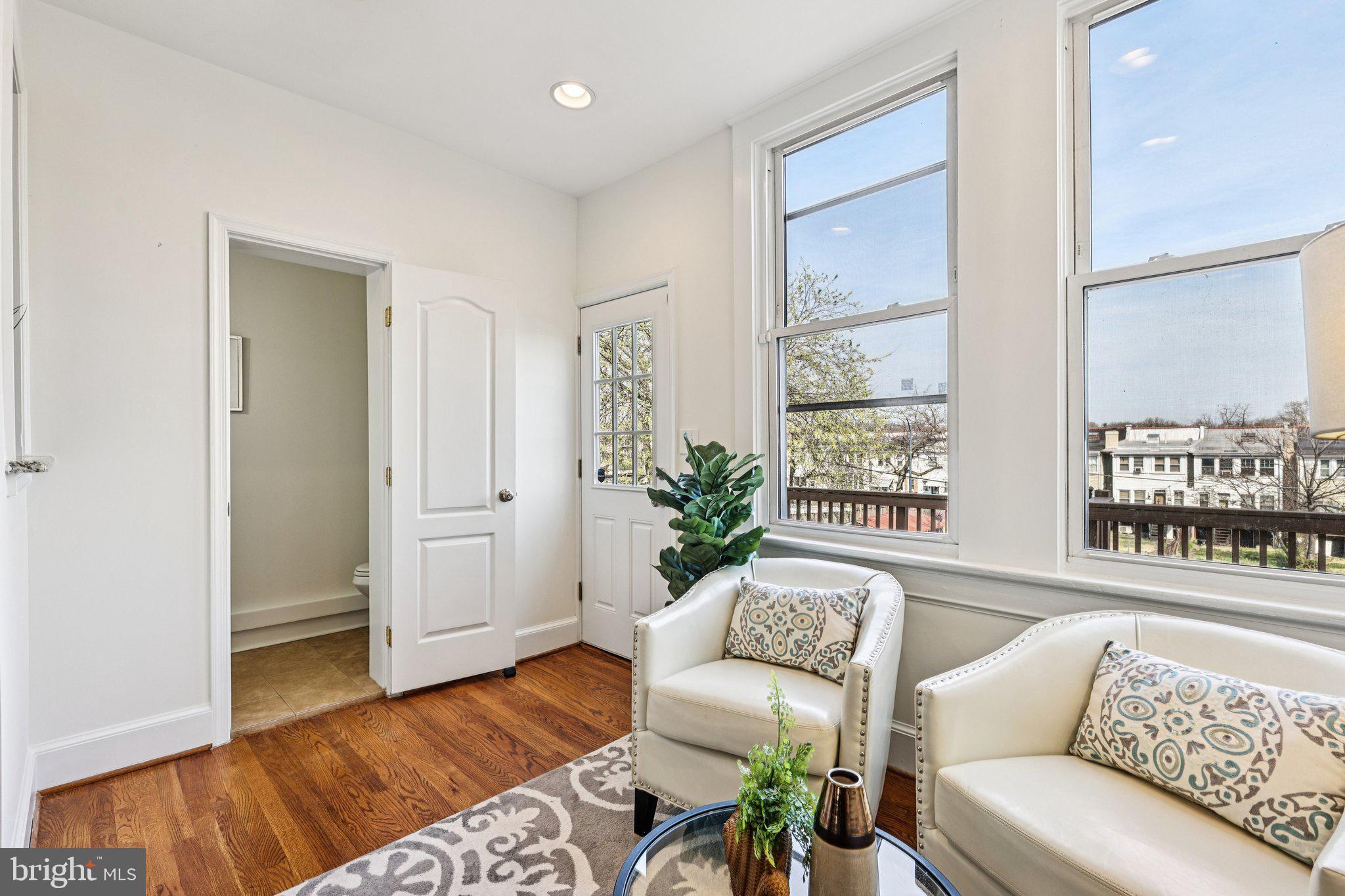 617 FARRAGUT STREET NW