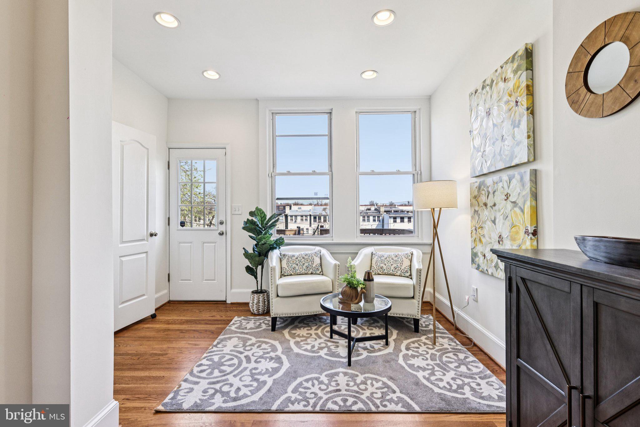 617 FARRAGUT STREET NW