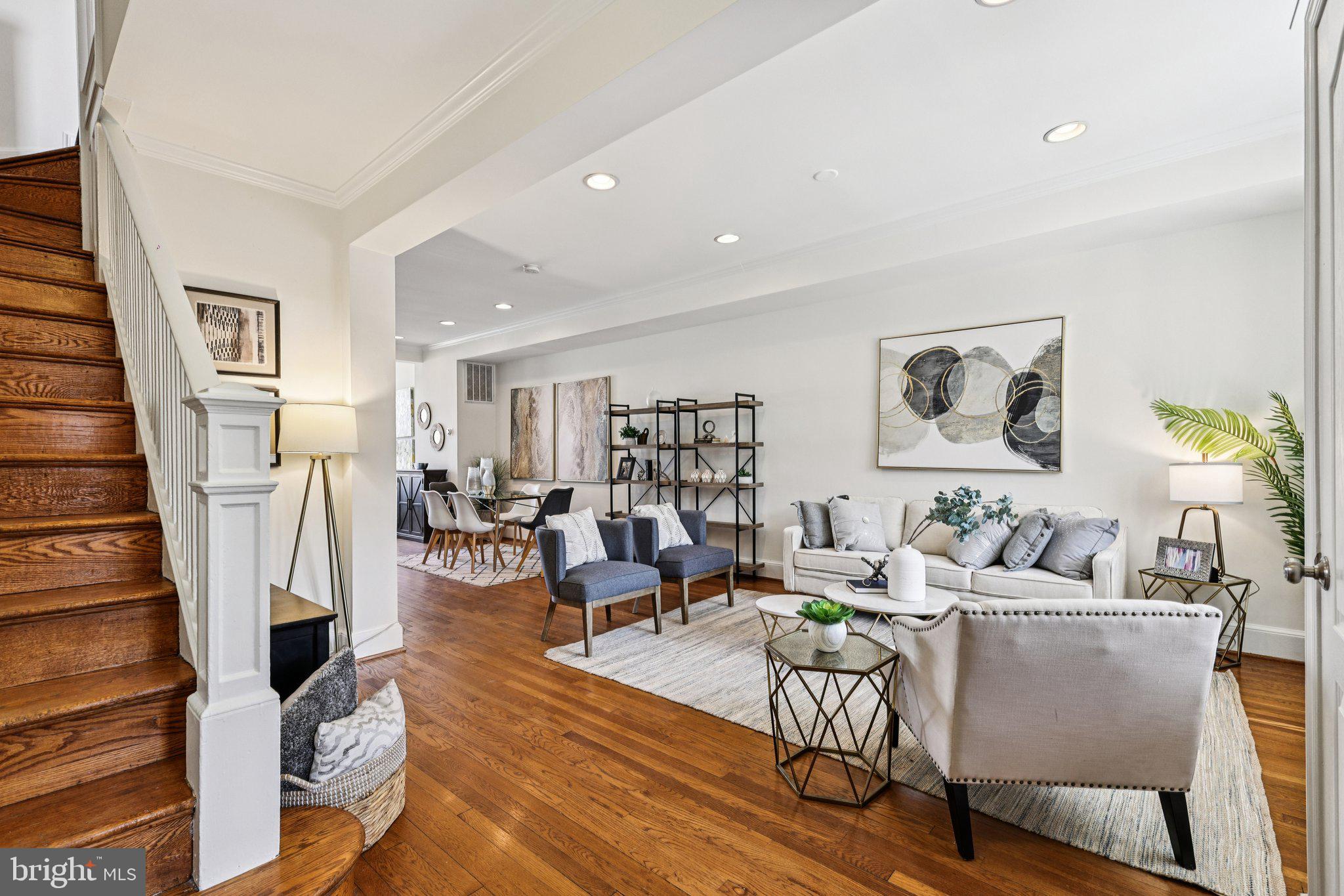 617 FARRAGUT STREET NW