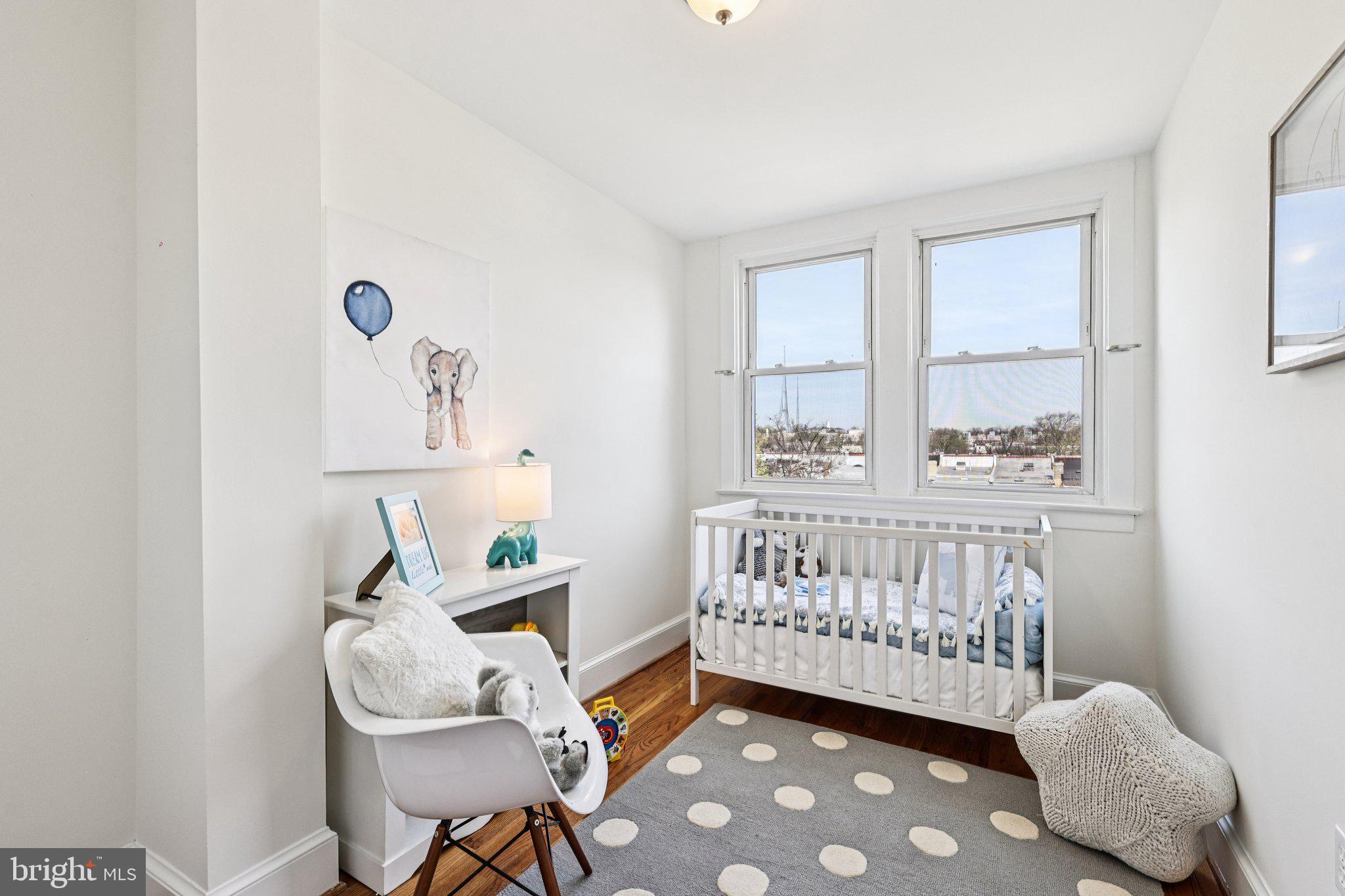 617 FARRAGUT STREET NW