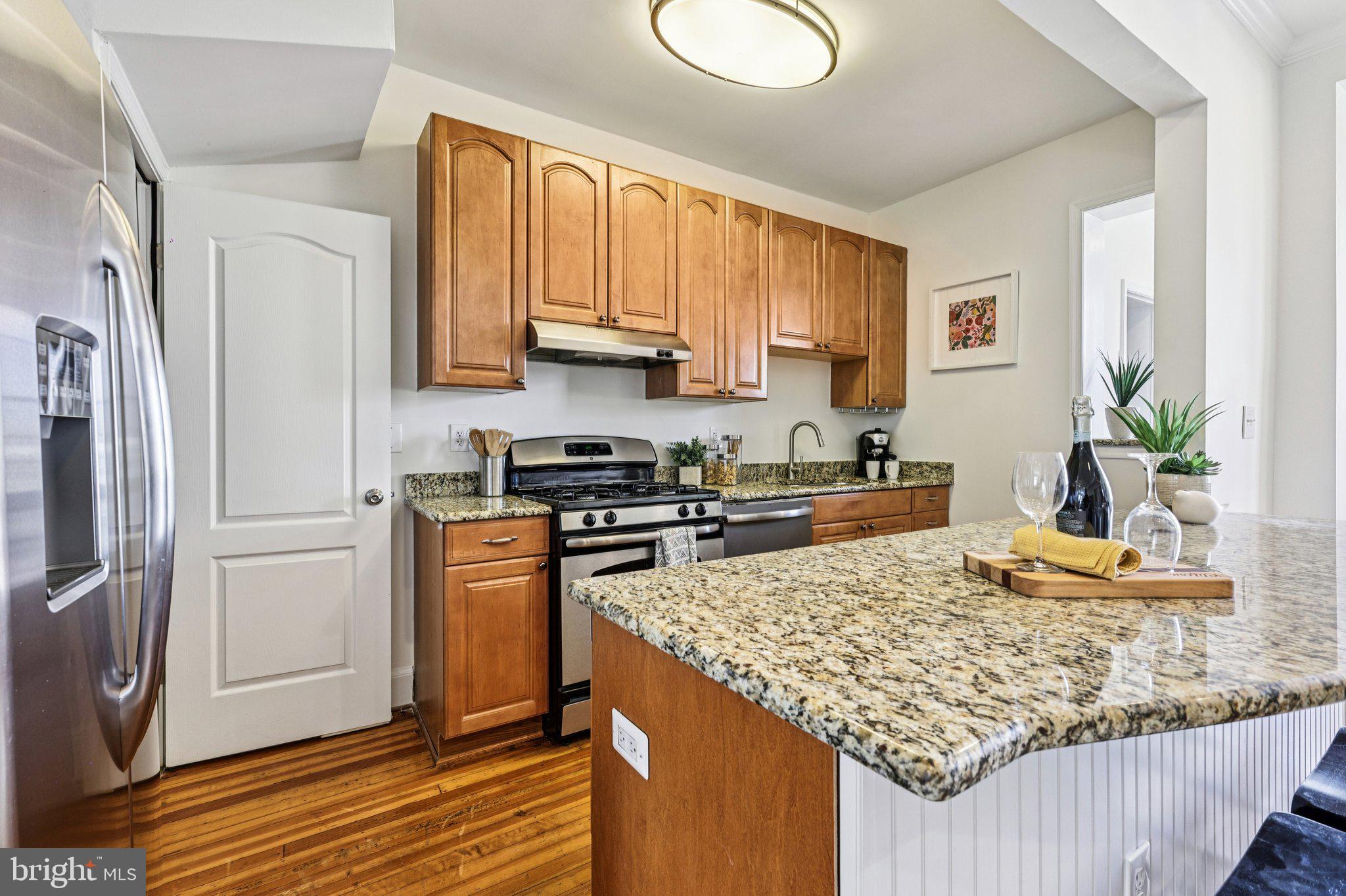 617 FARRAGUT STREET NW