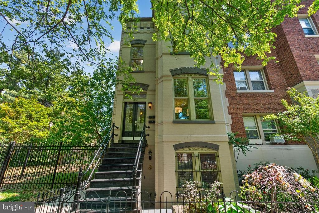 1313 12TH STREET NW
