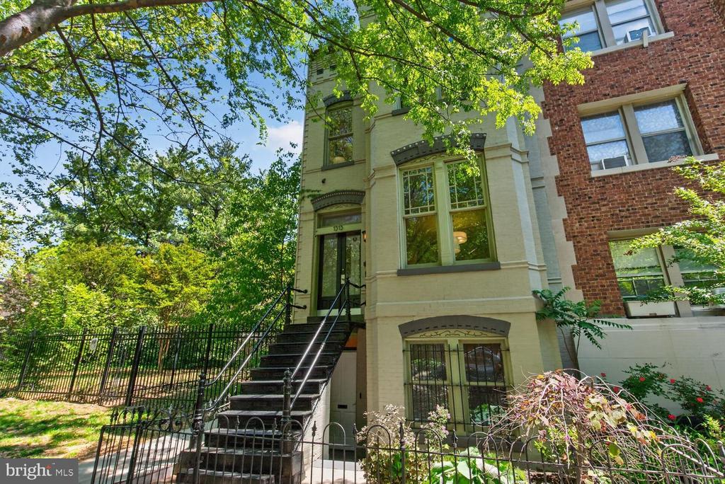 1313 12TH STREET NW