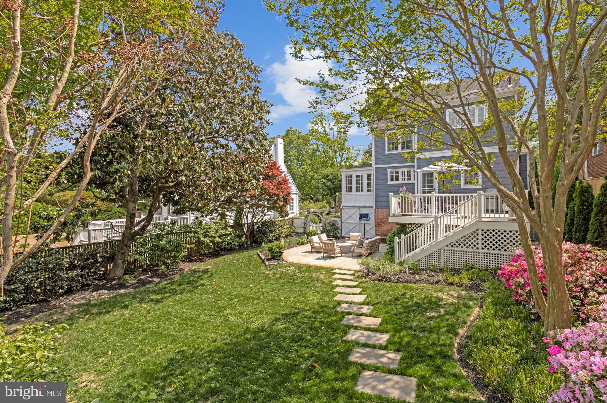 3711 MCKINLEY STREET NW