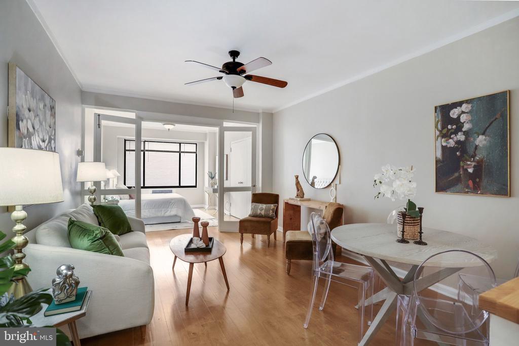 1 SCOTT CIRCLE NW 302