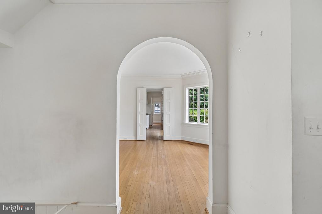 2920 44TH PLACE NW