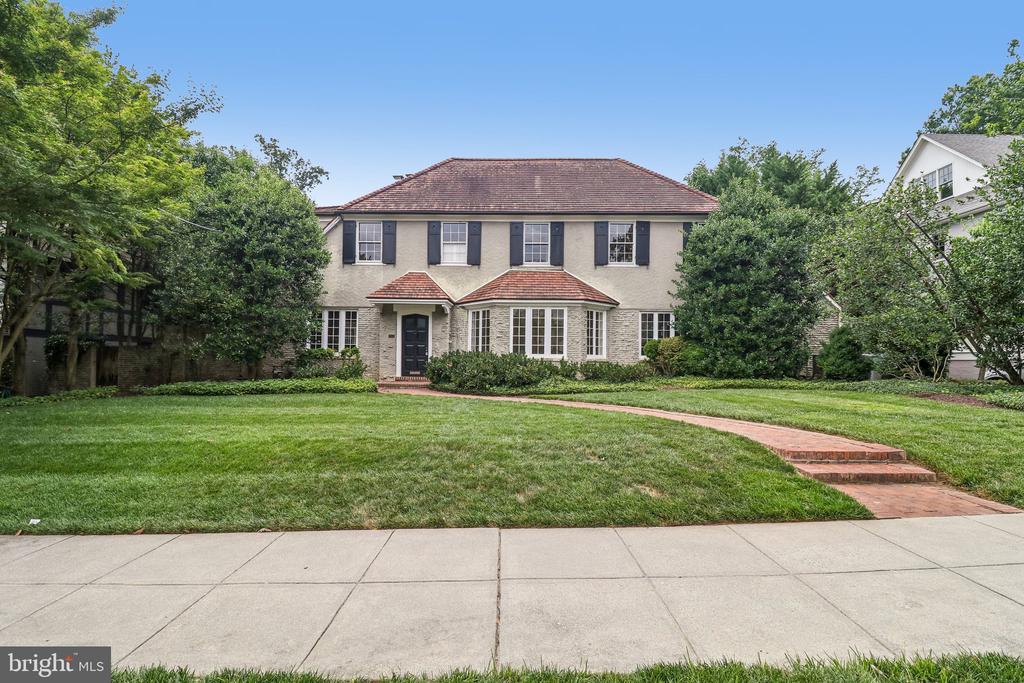 2920 44TH PLACE NW