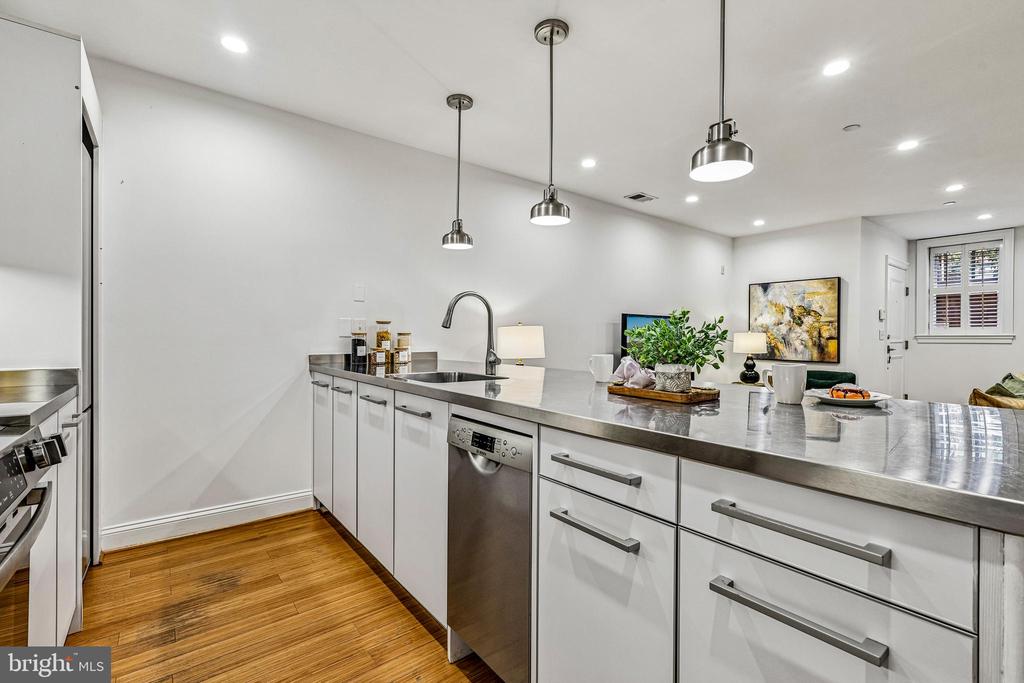 1406 T STREET NW Unit: 1