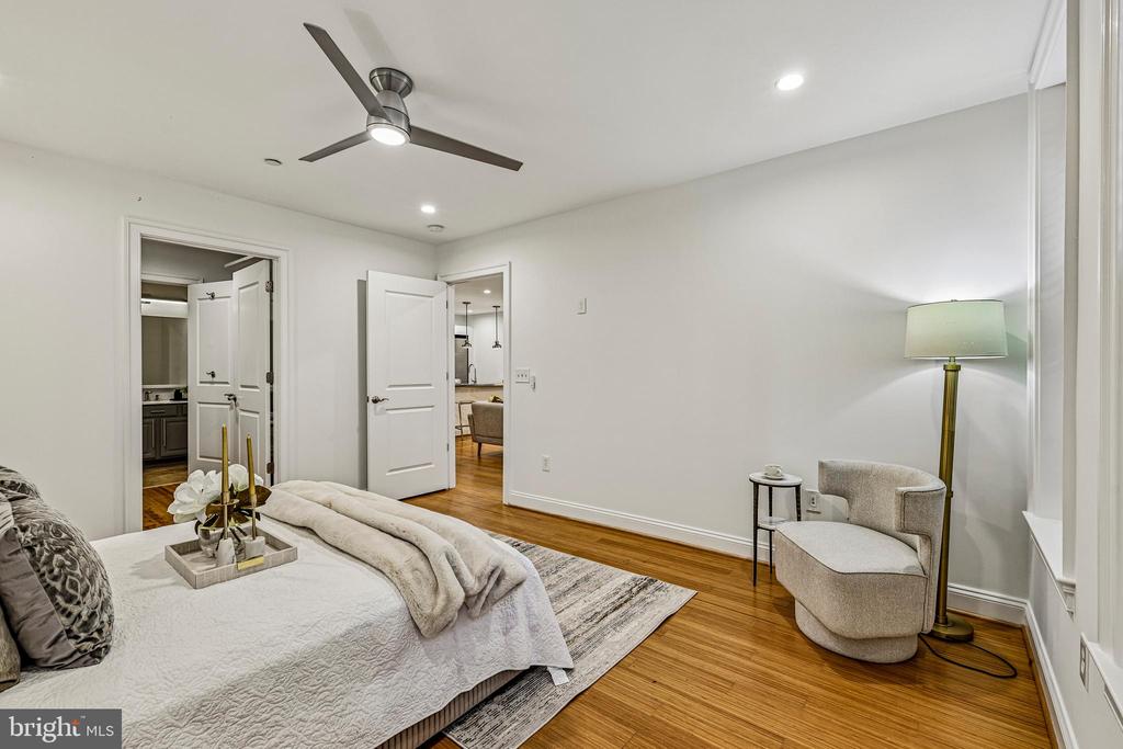 1406 T STREET NW Unit: 1