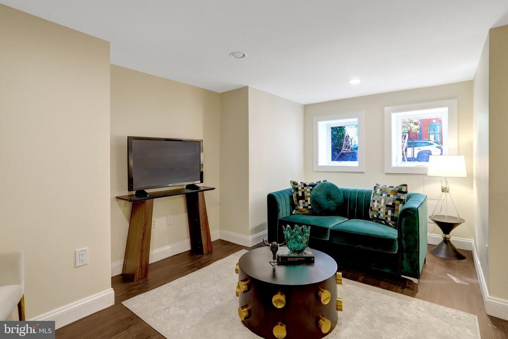 919 O STREET NW Unit: 1