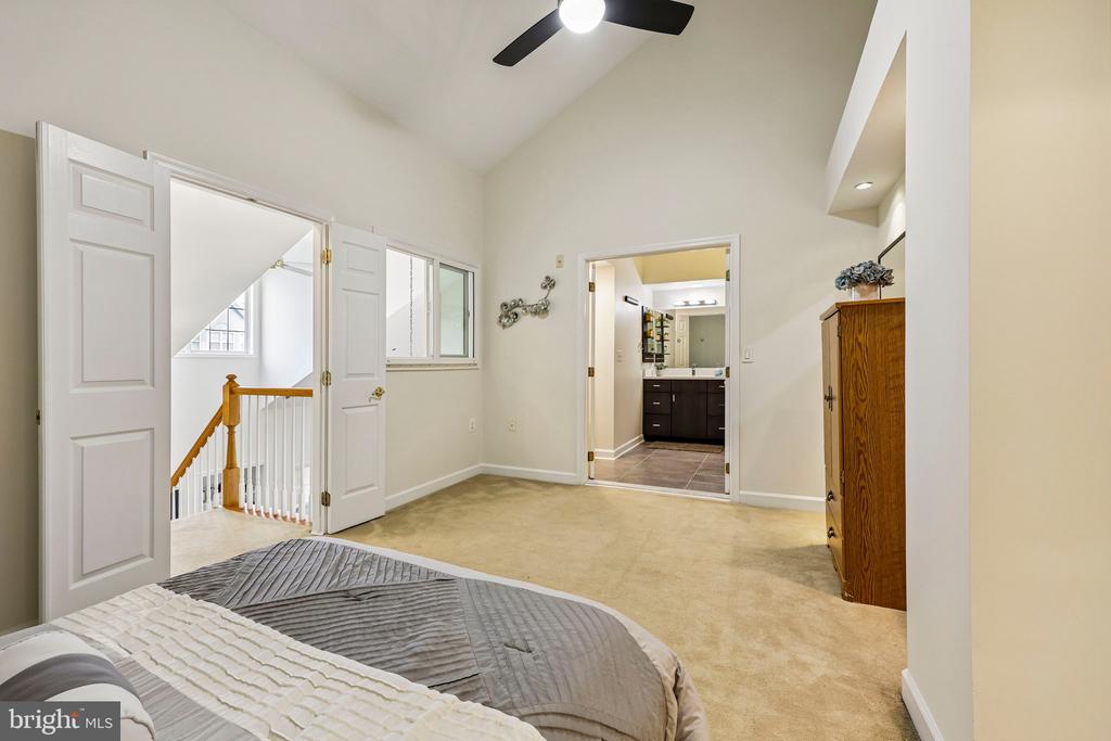 1320 N WAYNE STREET N Unit: 405
